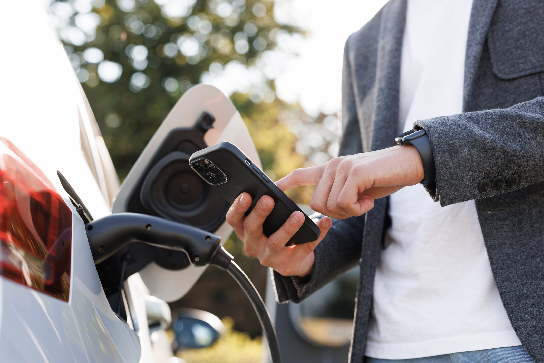 Choix entre prise renforcée et borne de recharge
